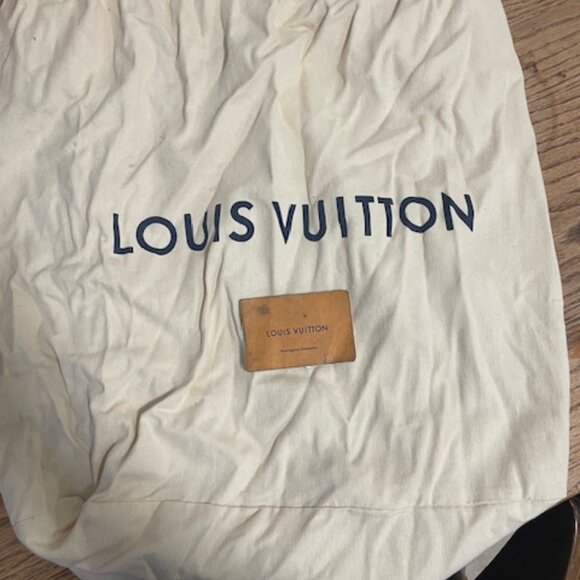 Beautiful Artsy MM Empreinte Hobo Bag in Black - Picture 9 of 10